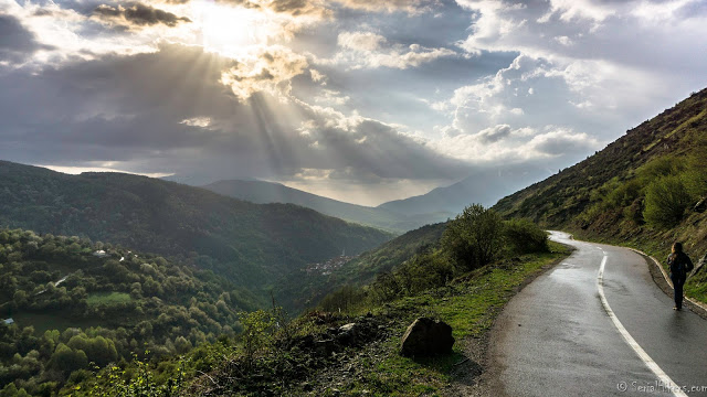 Jul&Gaux SerialHikers autostop hitchhiking aventure adventure alternative travel voyage volontariat volonteering brod kosovo