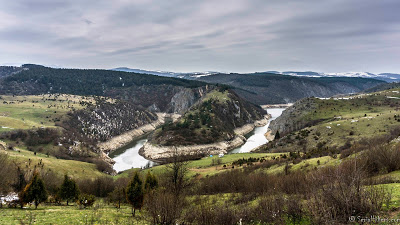 Jul&Gaux SerialHikers autostop hitchhiking aventure adventure alternative travel voyage volontariat volonteering uvac canyon serbia