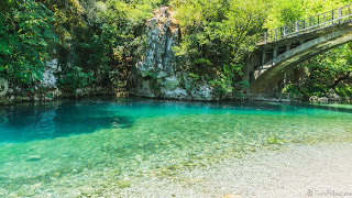 Jul&Gaux SerialHikers autostop hitchhiking aventure adventure alternative travel voyage volontariat volonteering zagori greece grece rivière river