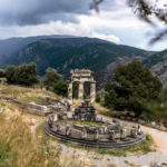 Jul&Gaux SerialHikers autostop hitchhiking aventure adventure alternative travel voyage volontariat volonteering greece grece delphi ancient