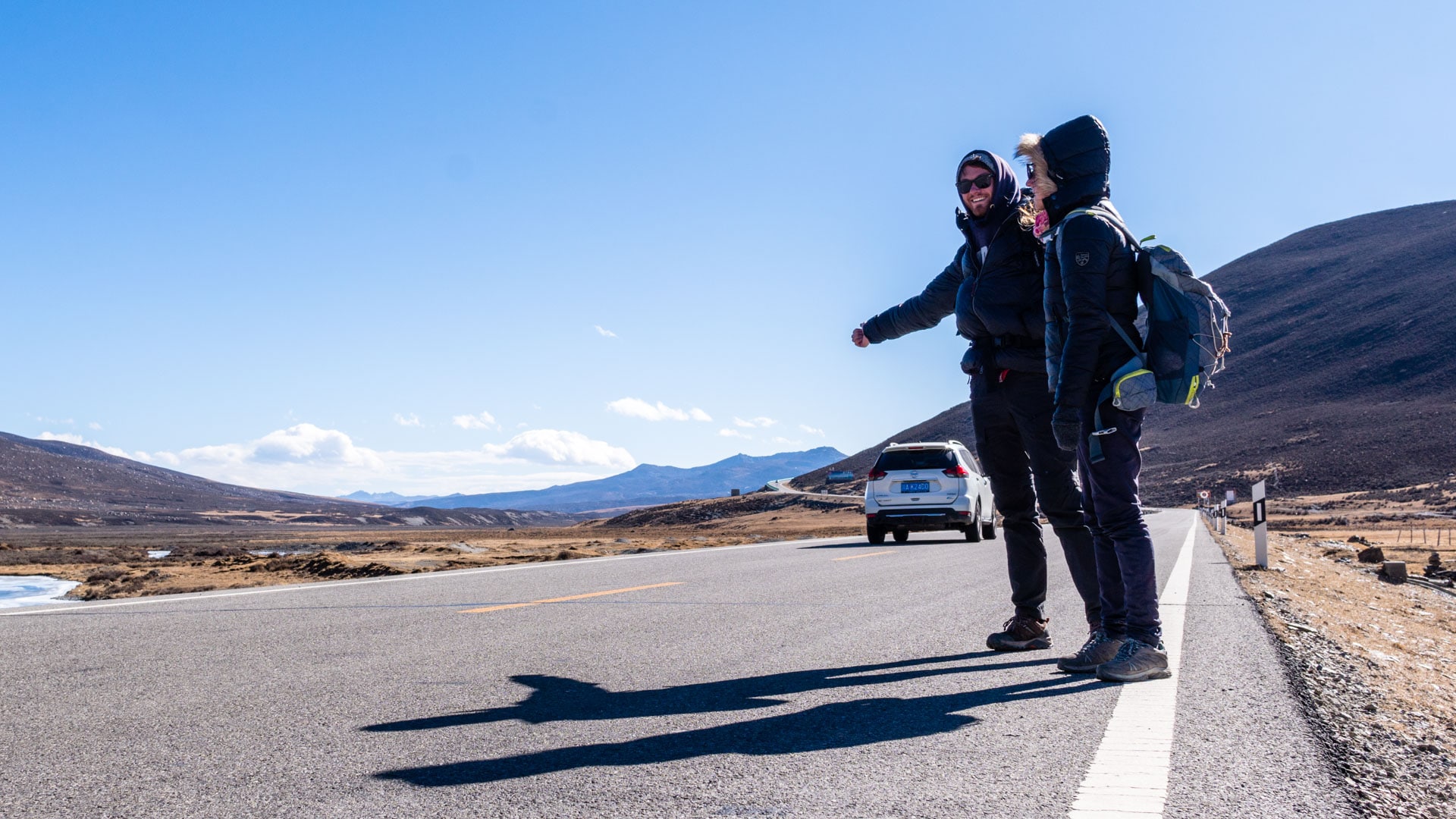 SerialHikers stop autostop world monde tour hitchhiking aventure adventure alternative travel voyage sans avion no fly china chine tibet litang carbon footprint