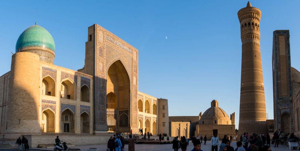 SerialHikers stop autostop world monde tour hitchhiking aventure adventure alternative travel voyage sans avion no fly asie centrale bukhara bukhara Ouzbékistan uzbekistan